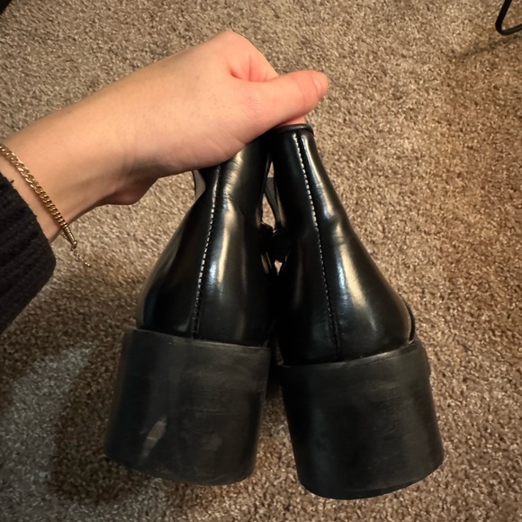 STINE GOYA size 39 Black Leather Shoes with Gold Detail - Picture 5 of 9